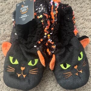 NEW Target Hyde and EEK Halloween black sequin cat slippers - SIZE: S/M, US 5-7